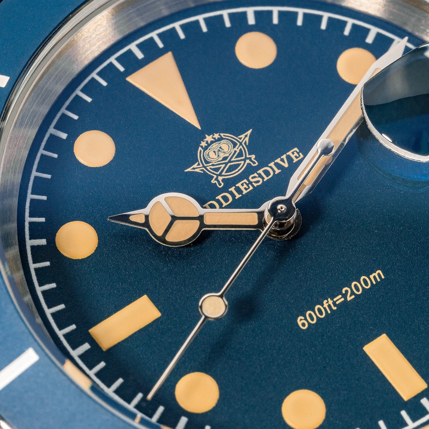 ADDIESDIVE AD2054 Men's Quartz Watch